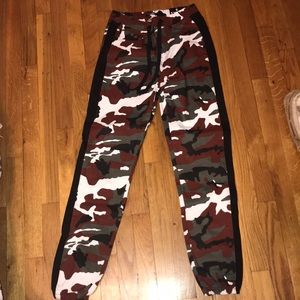 *NWT* Fashion Nova Camo Joggers